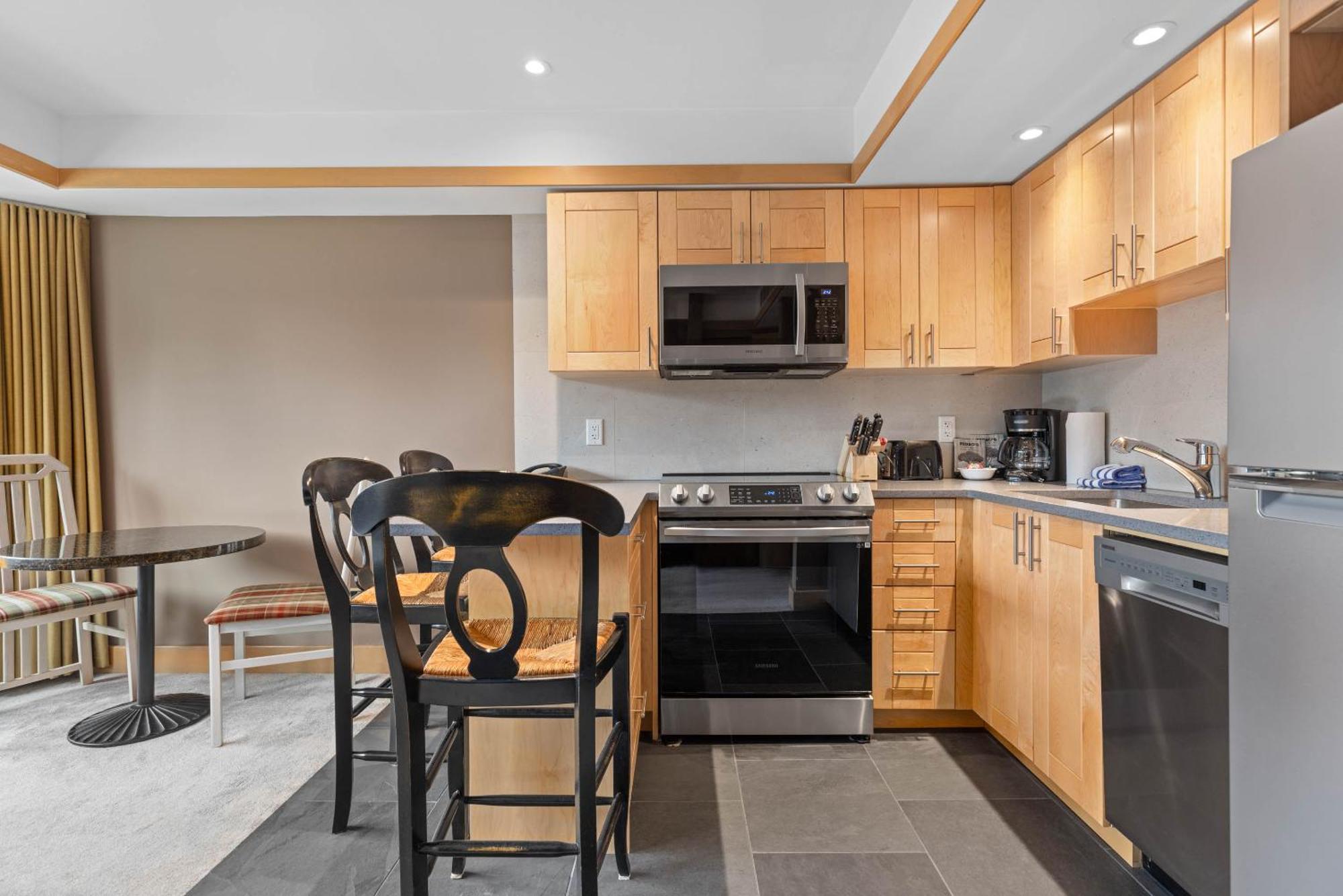 Appartement Le Chamois By Whistler Premier Extérieur photo